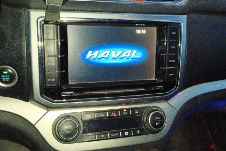 Used Haval H6 Coupe 2016 Blue Label 1.5T Automatic Two-Wheel Drive Elite Model Audio And AC Panel