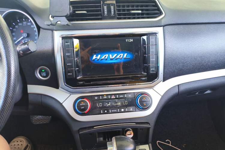 Used Haval H6 Coupe 2016 Blue Label 1.5T Automatic Two-Wheel Drive Urban Model Audio And AC Panel