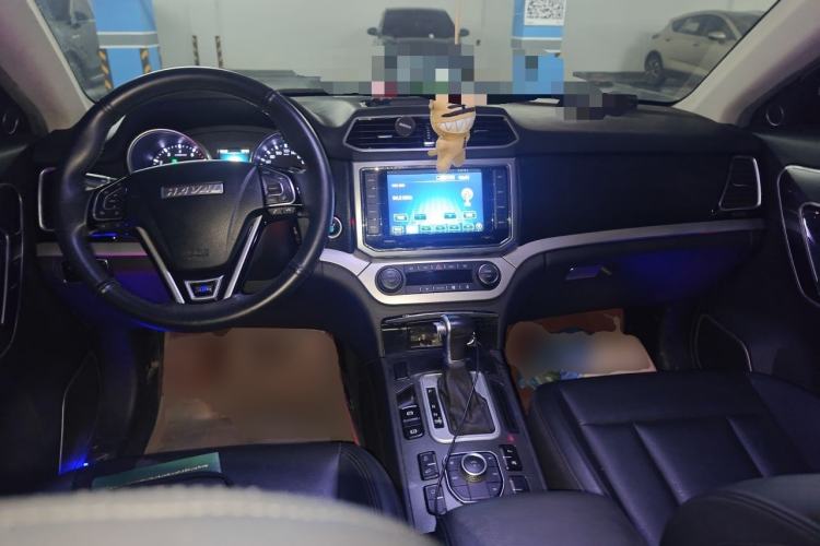 Used Haval H6 Coupe 2016 Blue Label 1.5T Automatic Two-Wheel Drive Elite Model Center Console
