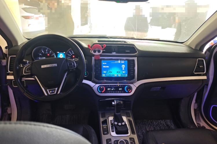 Used Haval H6 Coupe 2016 Blue Label 1.5T Automatic Two-Wheel Drive Elite Model Center Console