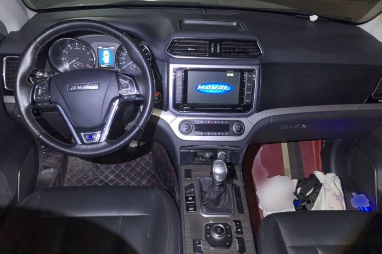 Used Haval H6 Coupe 2016 Blue Label 1.5T Manual Two-Wheel Drive Elite Model Center Console