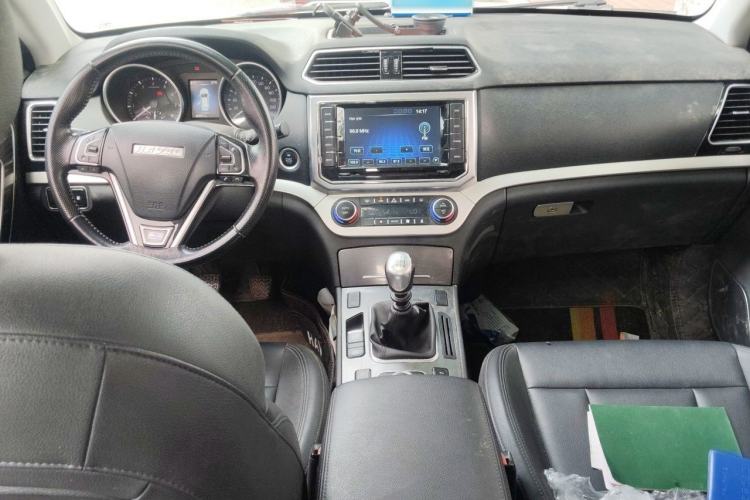 Used Haval H6 Coupe 2016 Blue Label 1.5T Manual Two-Wheel Drive Elite Model Center Console