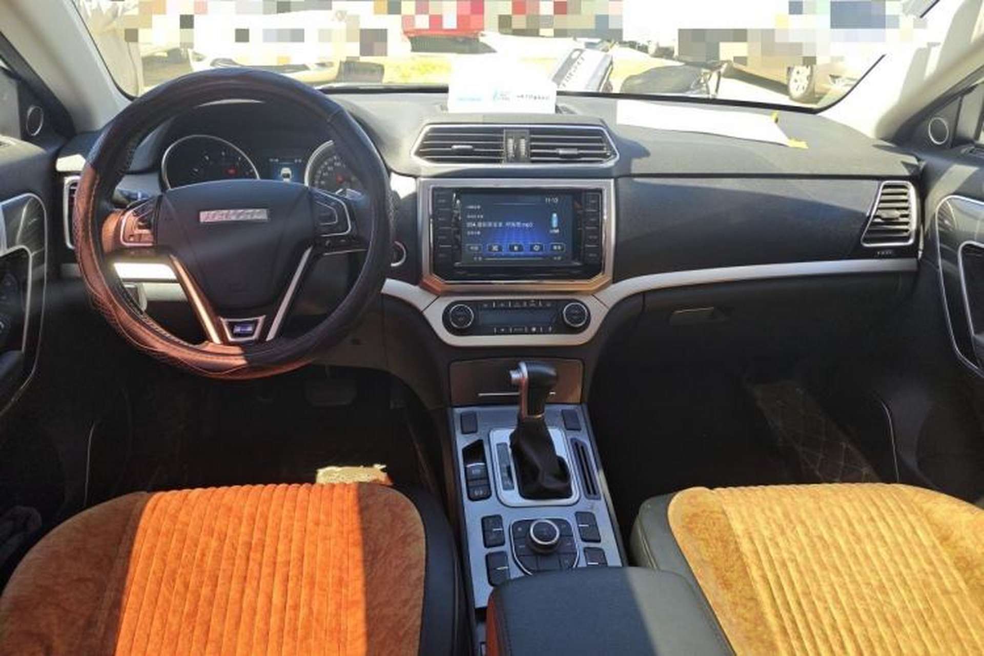Used Haval H6 Coupe 2016 Blue Label 1.5T Automatic Two-Wheel Drive Urban Model Center Console
