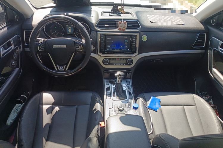 Used Haval H6 Coupe 2016 Blue Label 1.5T Automatic Two-Wheel Drive Elite Model Center Console