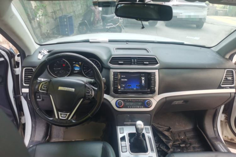 Used Haval H6 Coupe 2016 Blue Label 1.5T Manual Two-Wheel Drive Elite Model Center Console