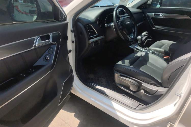 Used Haval H6 Coupe 2016 Blue Label 1.5T Automatic Two-Wheel Drive Urban Model Driver Seat