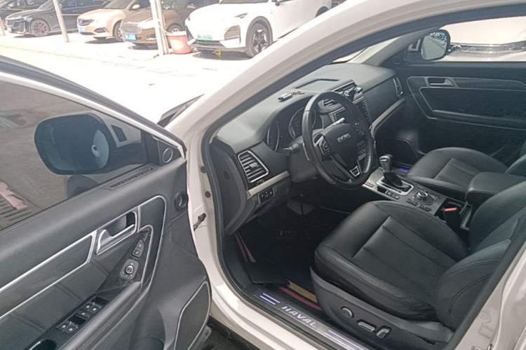 Used Haval H6 Coupe 2016 Blue Label 1.5T Automatic Two-Wheel Drive Elite Model Driver Seat