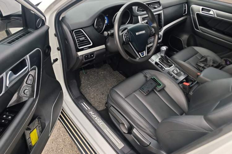 Used Haval H6 Coupe 2016 Blue Label 1.5T Automatic Two-Wheel Drive Urban Model Driver Seat