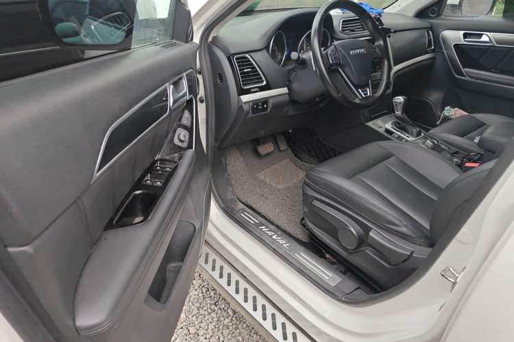 Used Haval H6 Coupe 2016 Blue Label 1.5T Automatic Two-Wheel Drive Urban Model Driver Seat