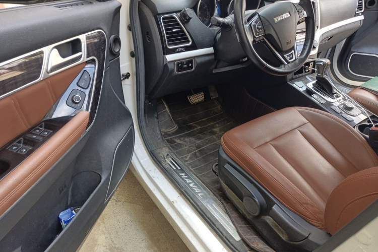 Used Haval H6 Coupe 2016 Blue Label 1.5T Automatic Two-Wheel Drive Urban Model Driver Seat