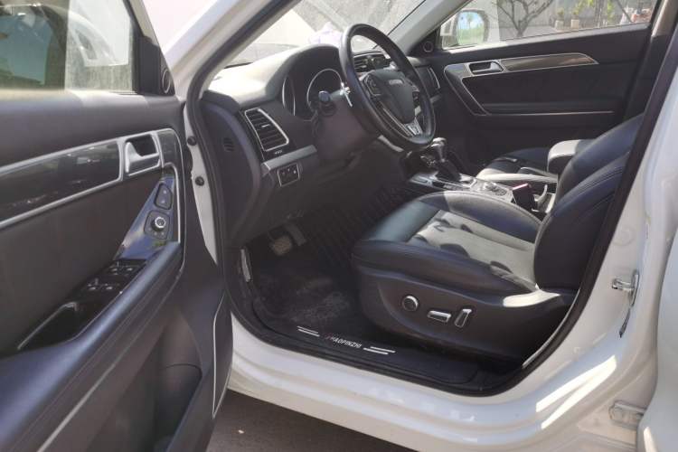 Used Haval H6 Coupe 2016 Blue Label 1.5T Automatic Two-Wheel Drive Elite Model Driver Seat