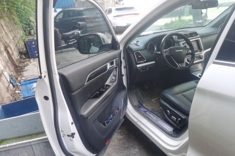 Used Haval H6 Coupe 2016 Blue Label 1.5T Manual Two-Wheel Drive Elite Model Driver Seat