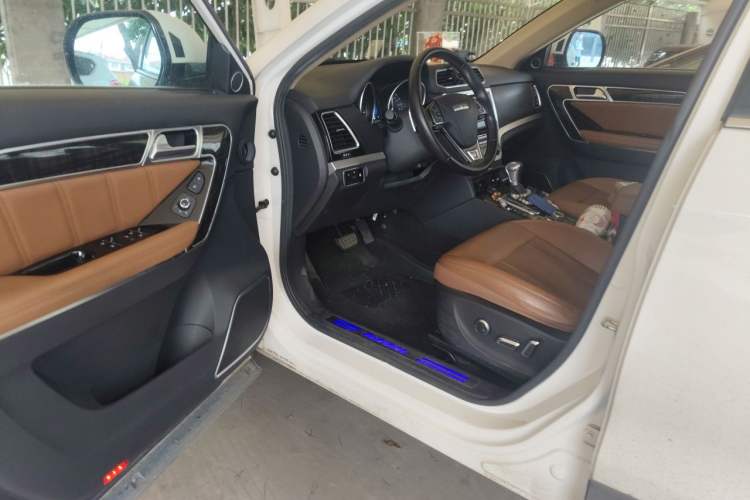 Used Haval H6 Coupe 2016 Blue Label 1.5T Automatic Two-Wheel Drive Elite Model Driver Seat