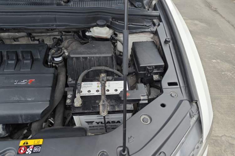 Used Haval H6 Coupe 2016 Blue Label 1.5T Automatic Two-Wheel Drive Urban Model Engine Bay Left