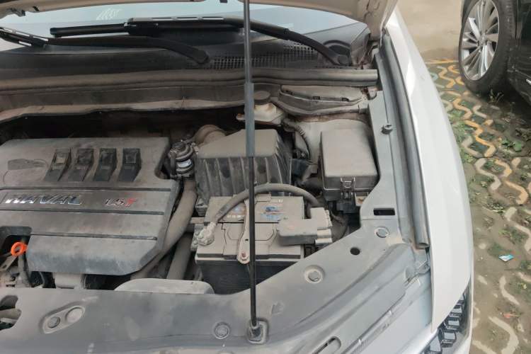 Used Haval H6 Coupe 2016 Blue Label 1.5T Automatic Two-Wheel Drive Urban Model Engine Bay Left