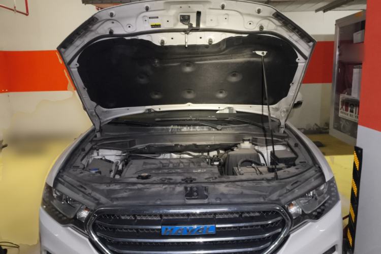 Used Haval H6 Coupe 2016 Blue Label 1.5T Automatic Two-Wheel Drive Urban Model Engine Bay