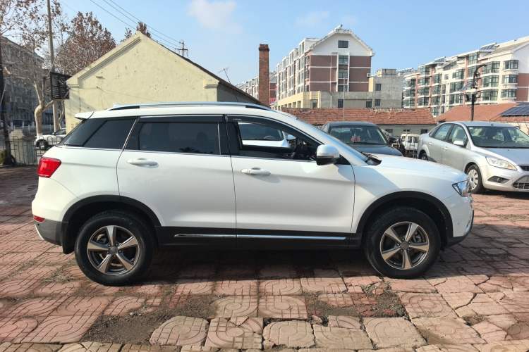 Used Haval H6 Coupe 2016 Blue Label 1.5T Manual Two-Wheel Drive Elite Model Exterior 3