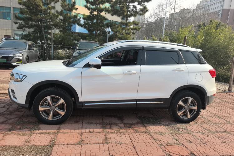 Used Haval H6 Coupe 2016 Blue Label 1.5T Manual Two-Wheel Drive Elite Model Exterior 6