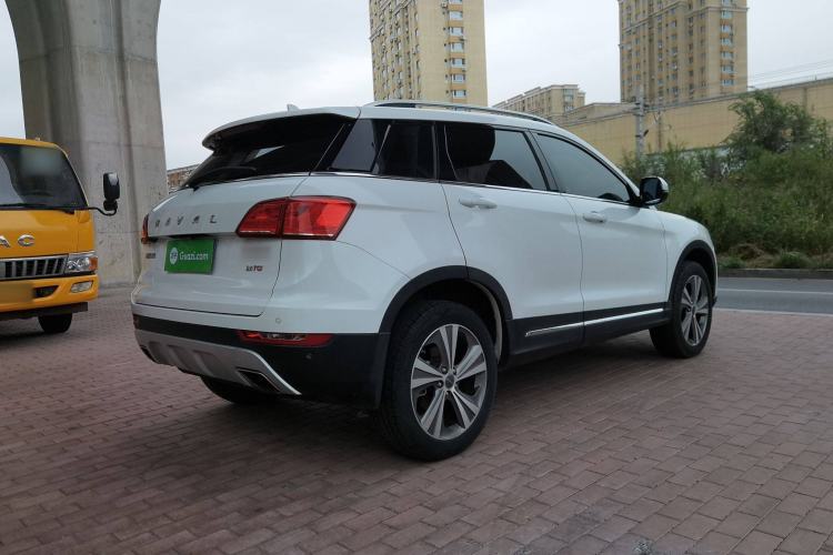 Used Haval H6 Coupe 2016 Blue-Label Diesel 2.0T Manual Two-Wheel Drive Elite Model China IV Standard Exterior 6