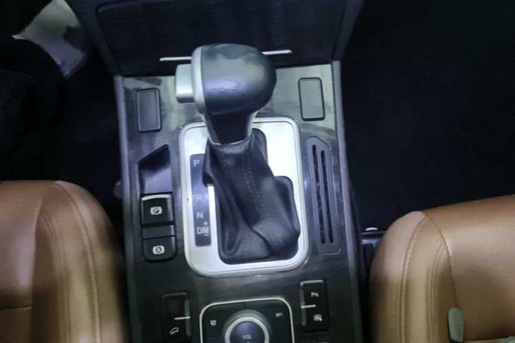 Used Haval H6 Coupe 2016 Blue Label 1.5T Automatic Two-Wheel Drive Elite Model Gear Lever