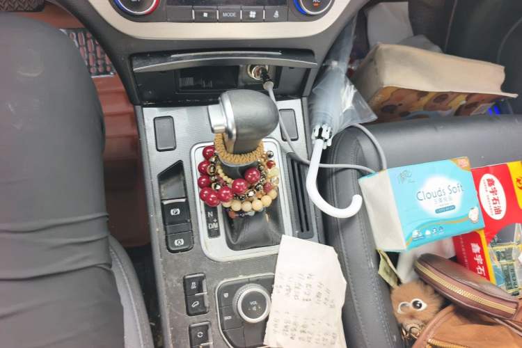 Used Haval H6 Coupe 2016 Blue Label 1.5T Automatic Two-Wheel Drive Elite Model Gear Lever