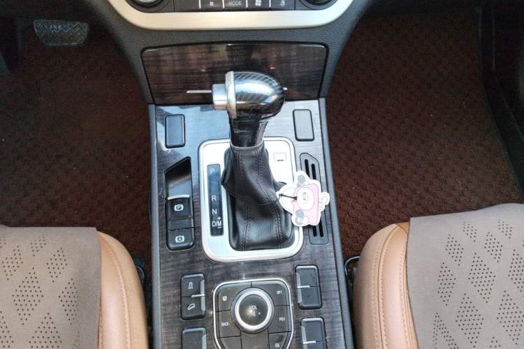 Used Haval H6 Coupe 2016 Blue Label 1.5T Automatic Two-Wheel Drive Urban Model Gear Lever