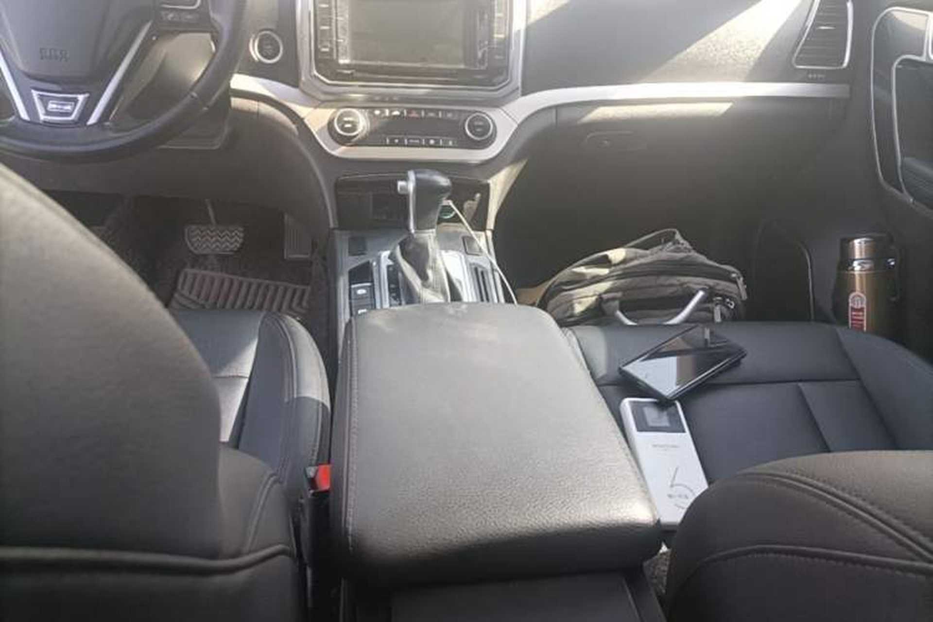 Used Haval H6 Coupe 2016 Blue Label 1.5T Automatic Two-Wheel Drive Elite Model Gear Lever