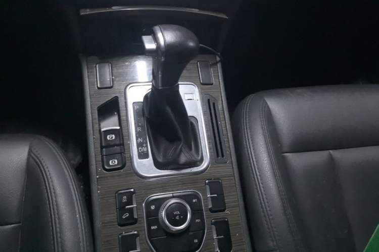 Used Haval H6 Coupe 2016 Blue Label 1.5T Automatic Two-Wheel Drive Urban Model Gear Lever