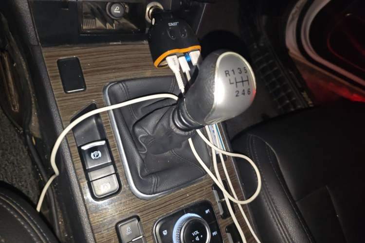 Used Haval H6 Coupe 2016 Blue Label 1.5T Manual Two-Wheel Drive Urban Model Gear Lever