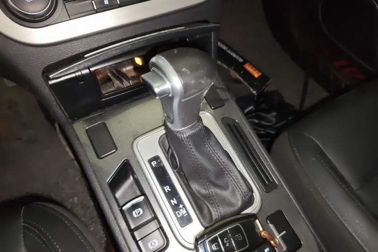 Used Haval H6 Coupe 2016 Blue Label 1.5T Automatic Two-Wheel Drive Urban Model Gear Lever
