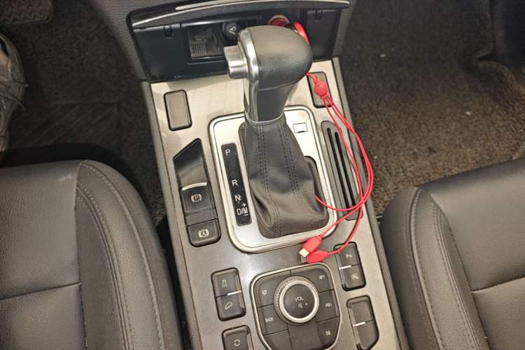 Used Haval H6 Coupe 2016 Blue Label 1.5T Automatic Two-Wheel Drive Elite Model Gear Lever