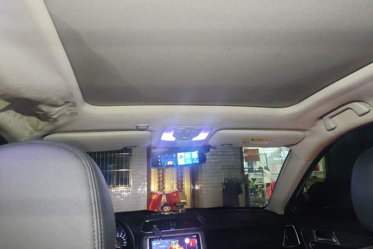 Used Haval H6 Coupe 2016 Blue Label 1.5T Automatic Two-Wheel Drive Urban Model Headliner