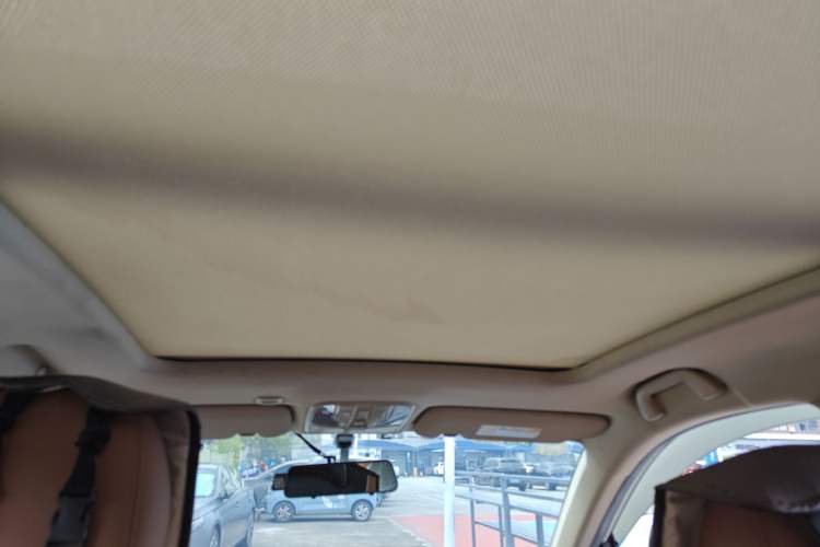 Used Haval H6 Coupe 2016 Blue Label 1.5T Automatic Two-Wheel Drive Urban Model Headliner