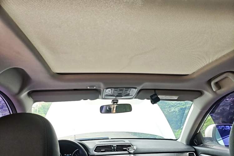 Used Haval H6 Coupe 2016 Blue Label 1.5T Automatic Two-Wheel Drive Urban Model Headliner