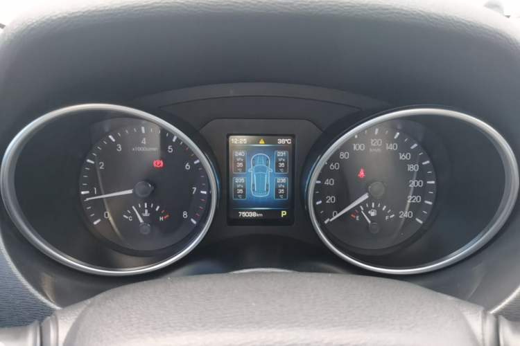 Used Haval H6 Coupe 2016 Blue Label 1.5T Automatic Two-Wheel Drive Urban Model Instrument Cluster