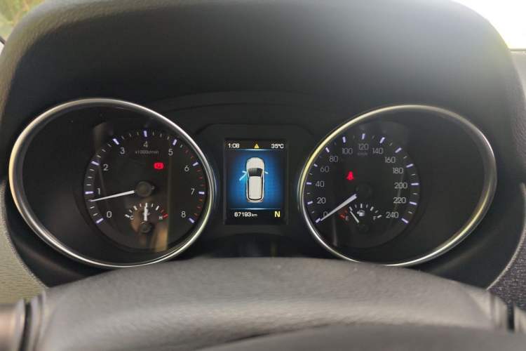 Used Haval H6 Coupe 2016 Blue Label 1.5T Automatic Two-Wheel Drive Elite Model Instrument Cluster