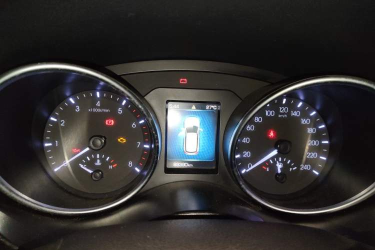 Used Haval H6 Coupe 2016 Blue Label 1.5T Manual Two-Wheel Drive Elite Model Instrument Cluster