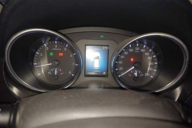 Used Haval H6 Coupe 2016 Blue Label 1.5T Automatic Two-Wheel Drive Elite Model Instrument Cluster
