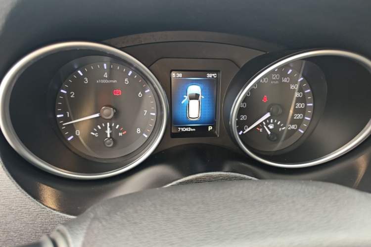 Used Haval H6 Coupe 2016 Blue Label 1.5T Automatic Two-Wheel Drive Urban Model Instrument Cluster