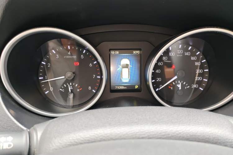 Used Haval H6 Coupe 2016 Blue Label 1.5T Automatic Two-Wheel Drive Elite Model Instrument Cluster