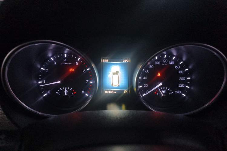 Used Haval H6 Coupe 2016 Blue Label 1.5T Automatic Two-Wheel Drive Urban Model Instrument Cluster