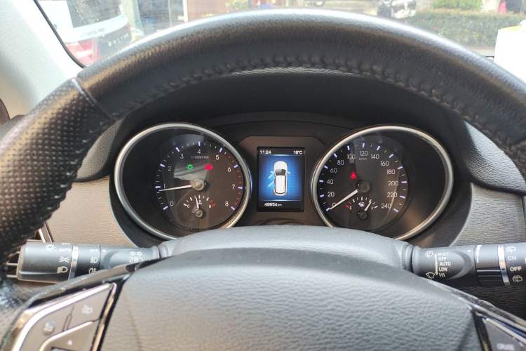 Used Haval H6 Coupe 2016 Blue Label 1.5T Manual Two-Wheel Drive Elite Model Instrument Cluster