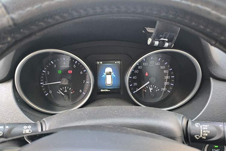 Used Haval H6 Coupe 2016 Blue Label 1.5T Manual Two-Wheel Drive Elite Model Instrument Cluster