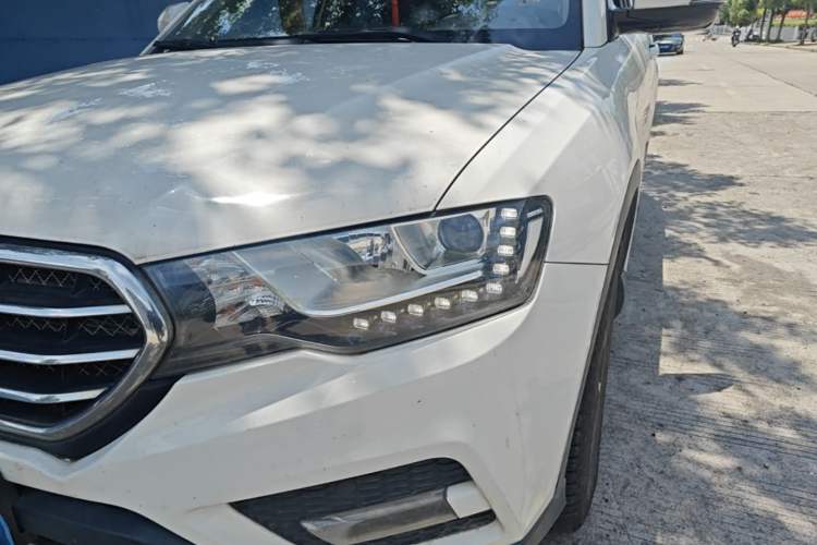 Used Haval H6 Coupe 2016 Blue Label 1.5T Automatic Two-Wheel Drive Urban Model Left Front Headlight