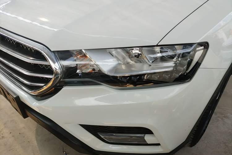 Used Haval H6 Coupe 2016 Blue Label 1.5T Automatic Two-Wheel Drive Elite Model Left Front Headlight