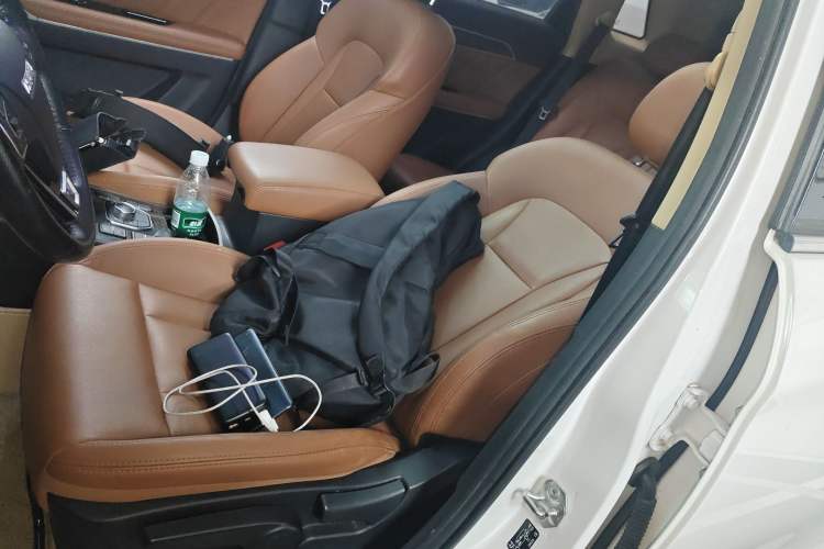 Used Haval H6 Coupe 2016 Blue Label 1.5T Automatic Two-Wheel Drive Urban Model Left Front Seat