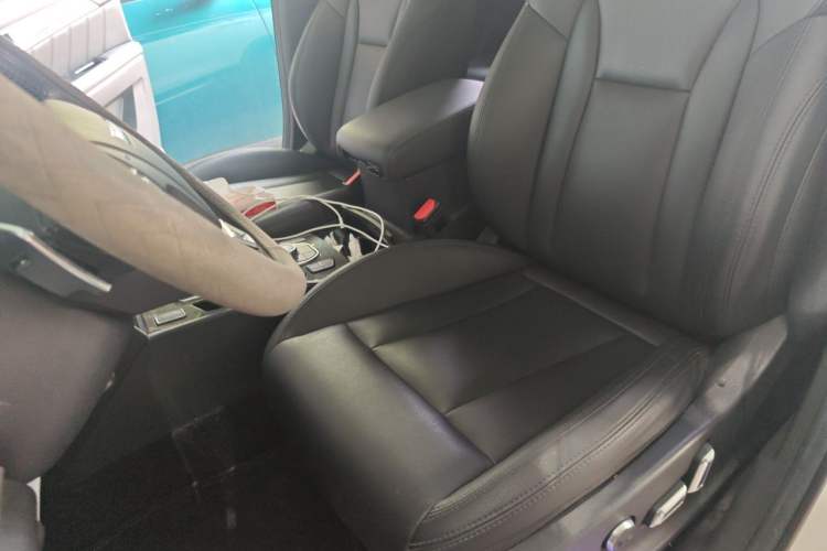 Used Haval H6 Coupe 2016 Blue Label 1.5T Automatic Two-Wheel Drive Elite Model Left Front Seat