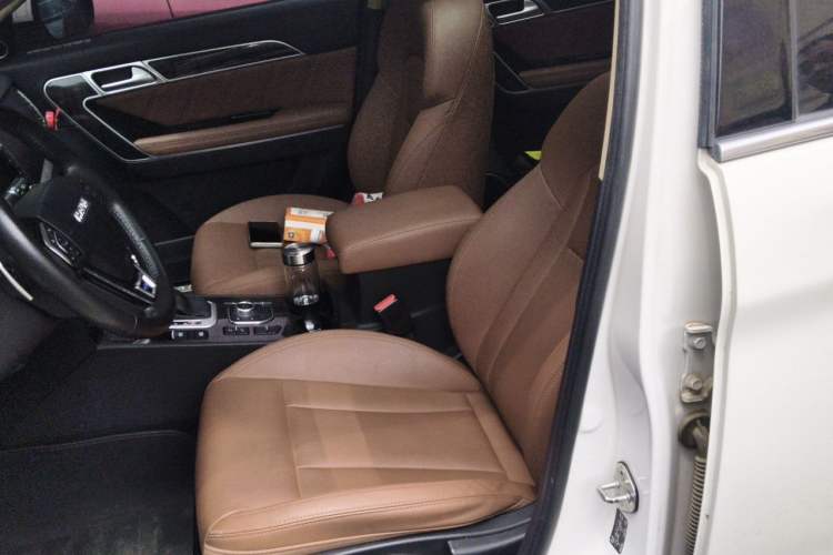 Used Haval H6 Coupe 2016 Blue Label 1.5T Automatic Two-Wheel Drive Urban Model Left Front Seat