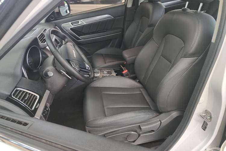 Used Haval H6 Coupe 2016 Blue Label 1.5T Automatic Two-Wheel Drive Urban Model Left Front Seat