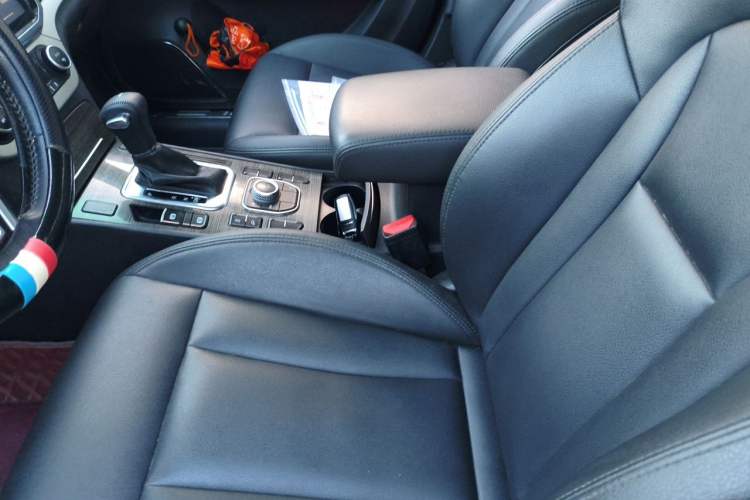 Used Haval H6 Coupe 2016 Blue Label 1.5T Automatic Two-Wheel Drive Urban Model Left Front Seat